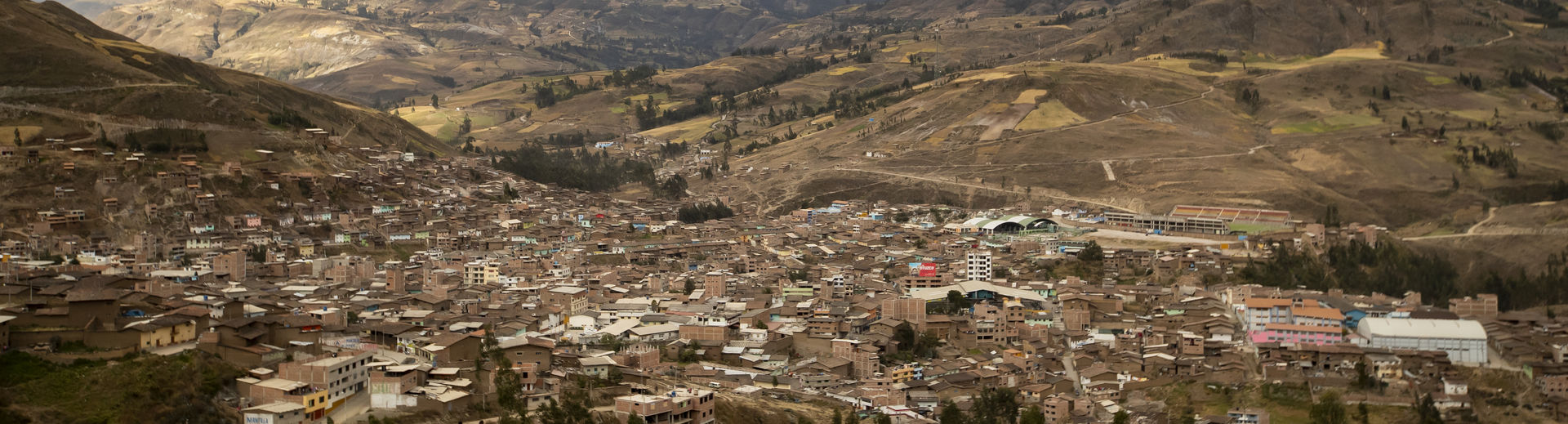 The landscape of a Peruvian city.