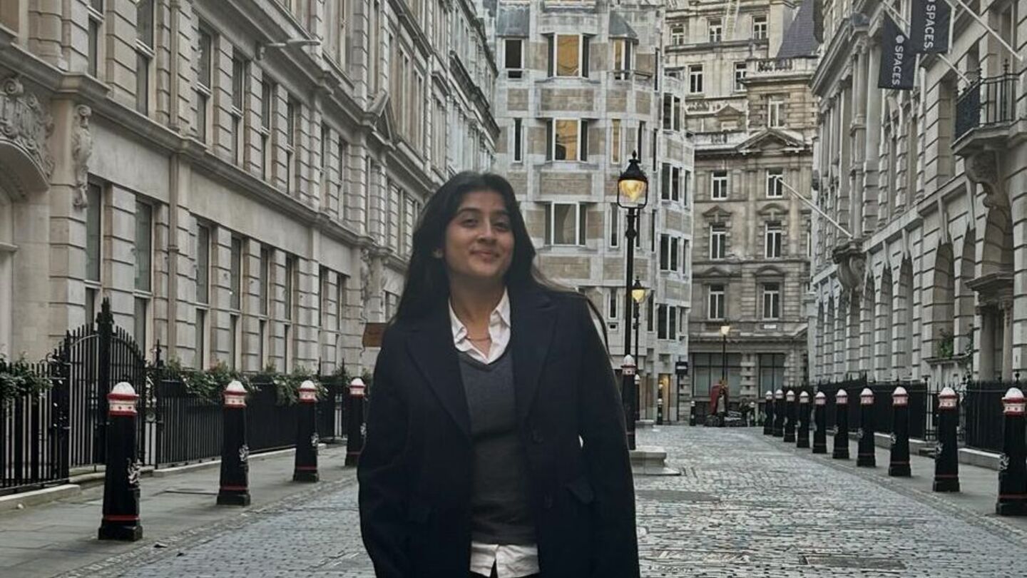Samhitha Balaji, CST ’24, is one of 11 Temple students studying abroad this year through a Fulbright scholarship award. Samhitha Balaji stands on a London street